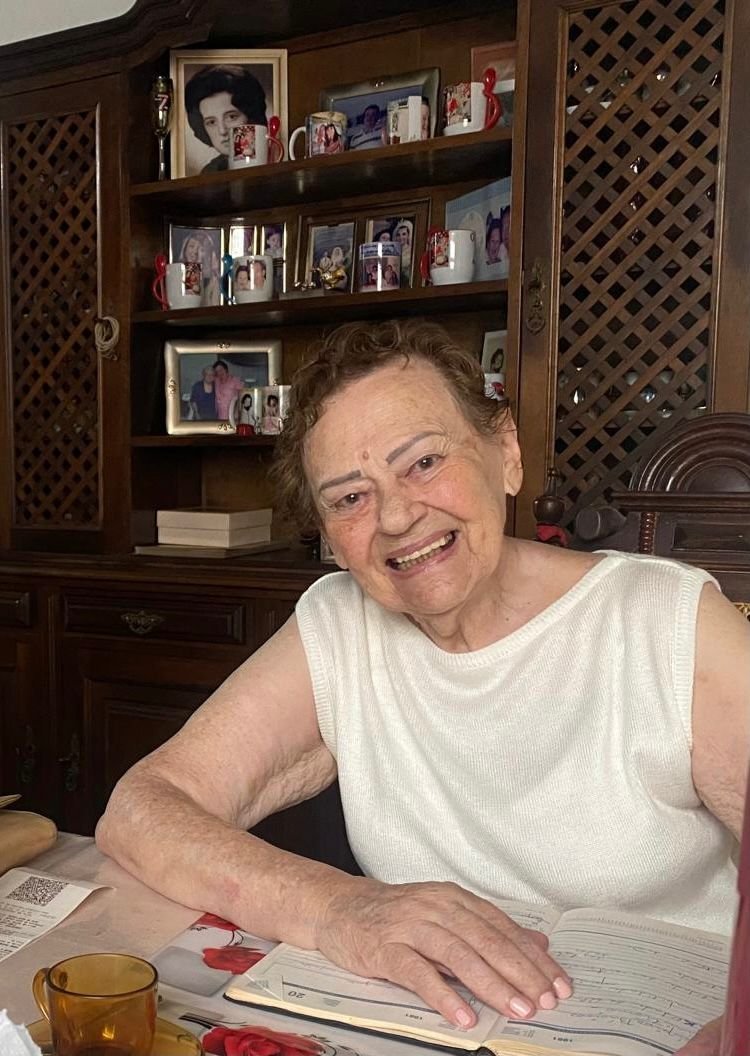 O Centro Espírita Allan Kardec de Ponta Porã comunica à sociedade o falecimento, ocorrido hoje, 16 de janeiro de 2026, na cidade de Campo Grande, da senhora Virma Pereira Massuda, carinhosamente conhecida por todos como Dona Wilma.